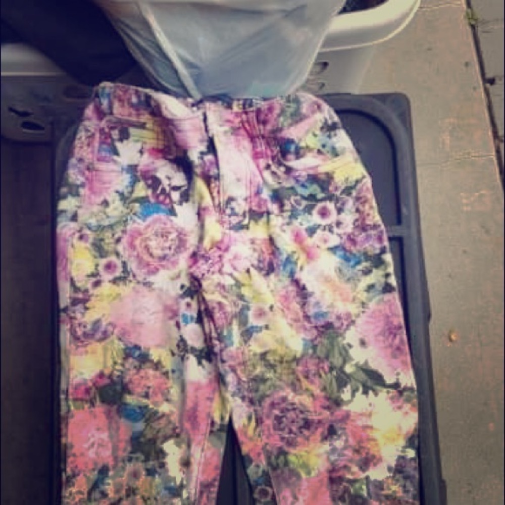 Floral Pattern Jeans - Girl’s Small